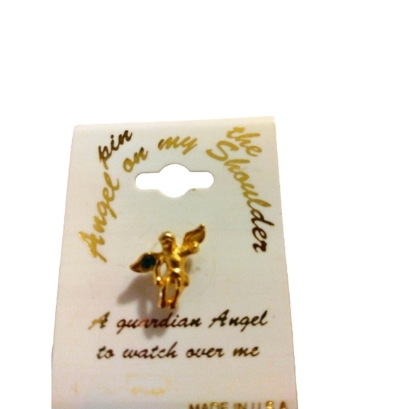 Guardian Angel On My Shoulder Pin: "A Guardian Angel to Watch Over Me" - Picture 1 of 4